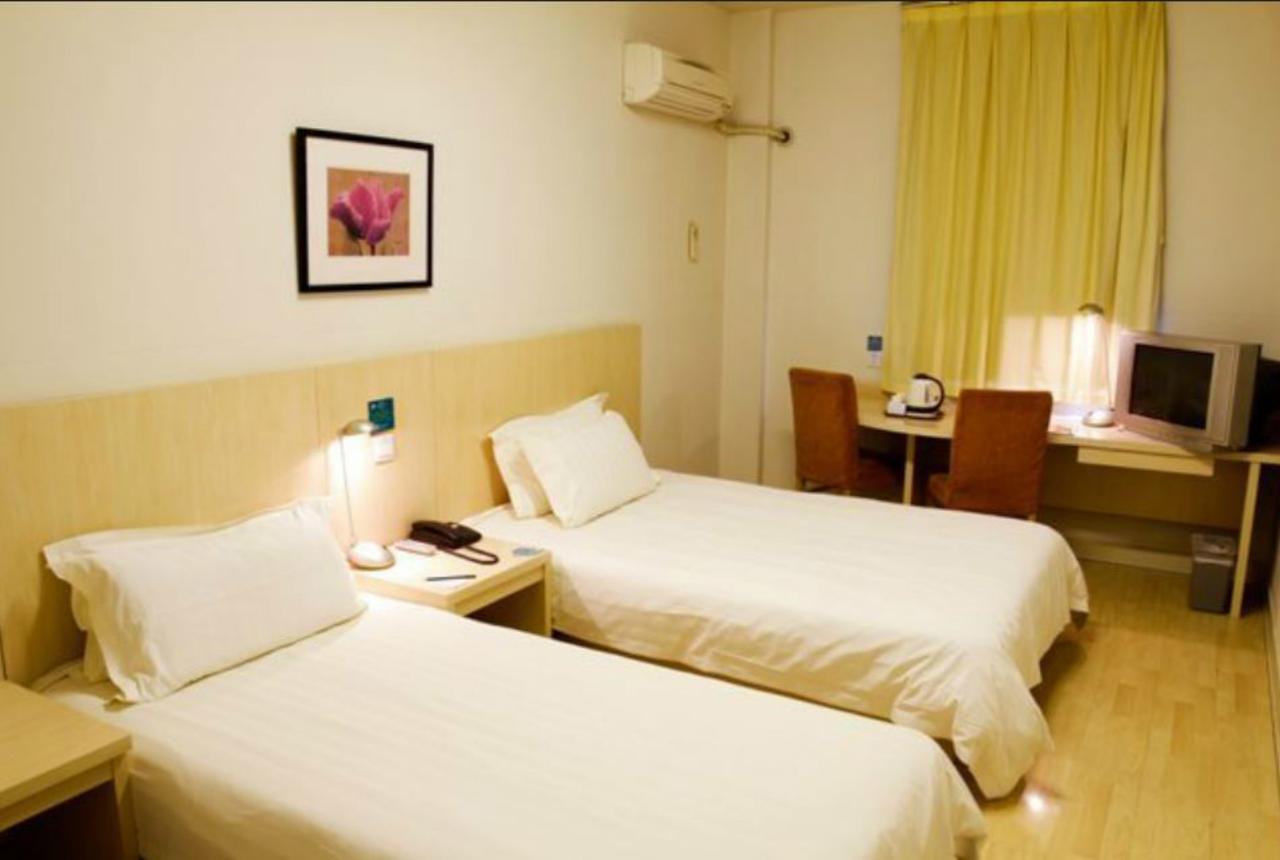 Magnolia Business Hotel Xining Railway Station Grand Cross Mojia Street Экстерьер фото