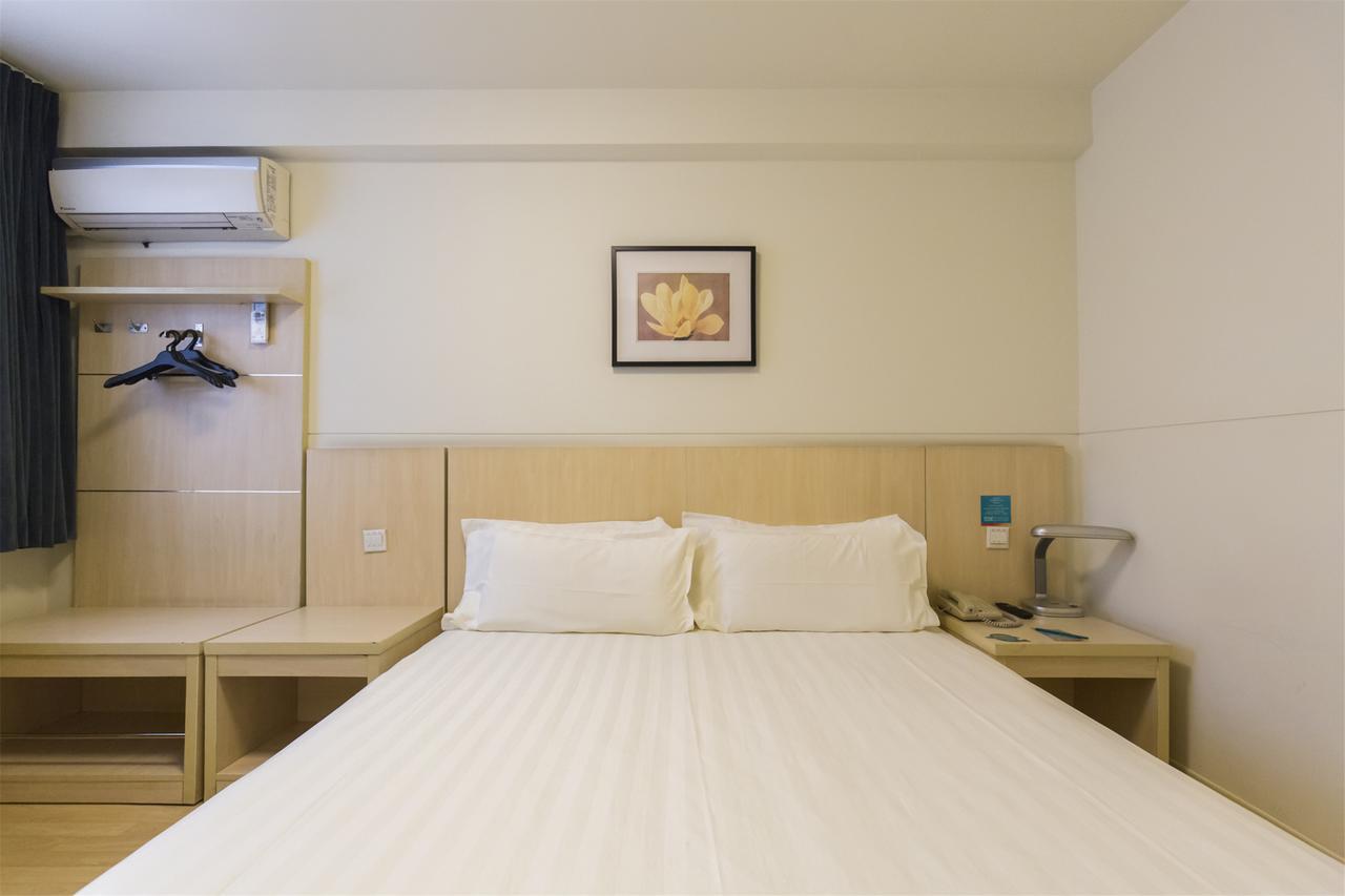 Magnolia Business Hotel Xining Railway Station Grand Cross Mojia Street Экстерьер фото